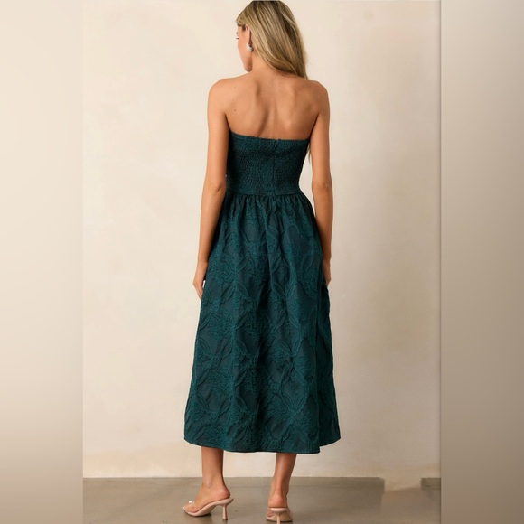NWT Emerald green strapless, holiday party/ special occasion dress. Small - Picture 5 of 6